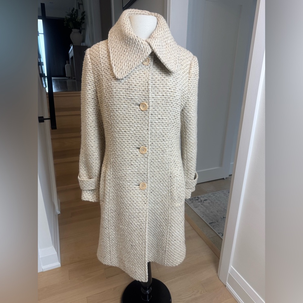 Martoni Wool Coat Beige Textured Button Front Made in Canada Size 10 - Picture 1 of 8